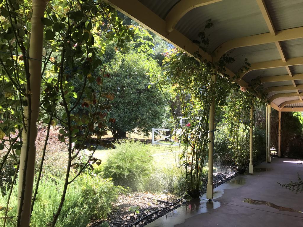 Helen'S Homestead Enfield Ngoại thất bức ảnh